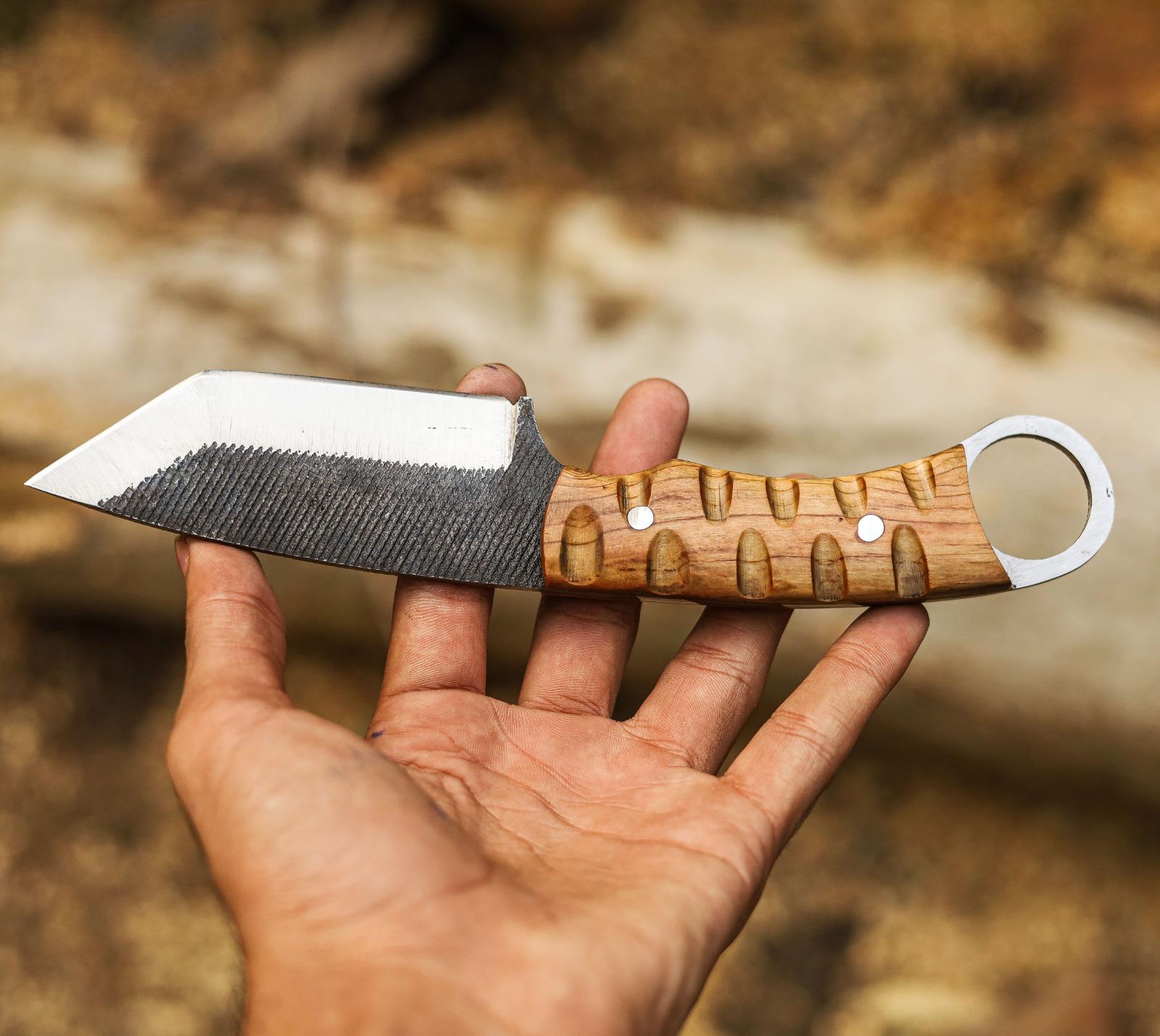Handmade Finger Loop Skinner