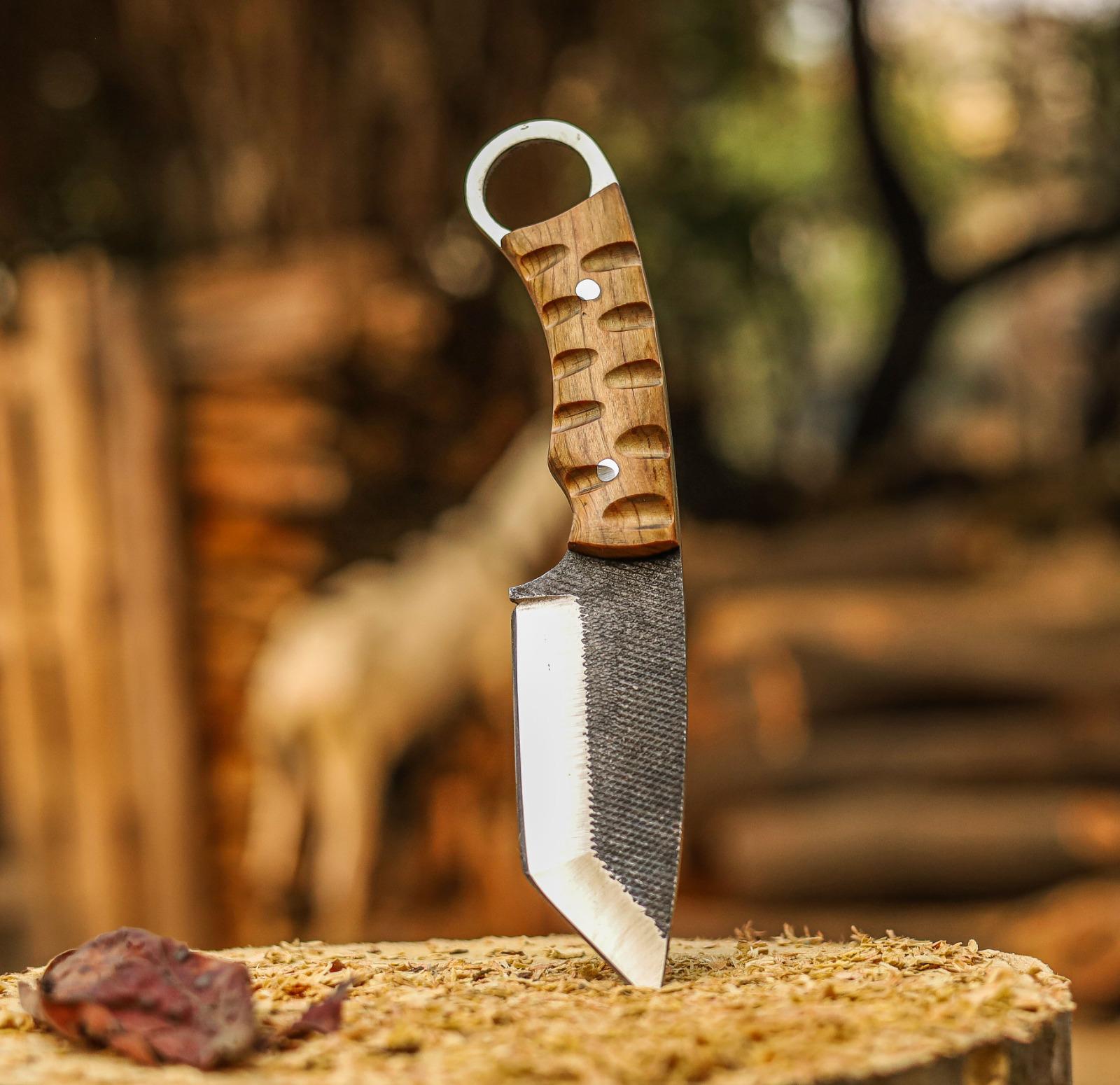 Handmade Finger Loop Skinner