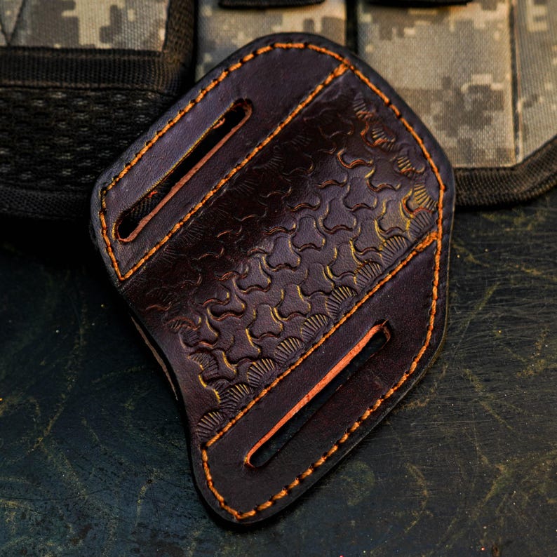 Damascus Hunting Pocket Knife with Camel Bone, Wenge & Resin Handle