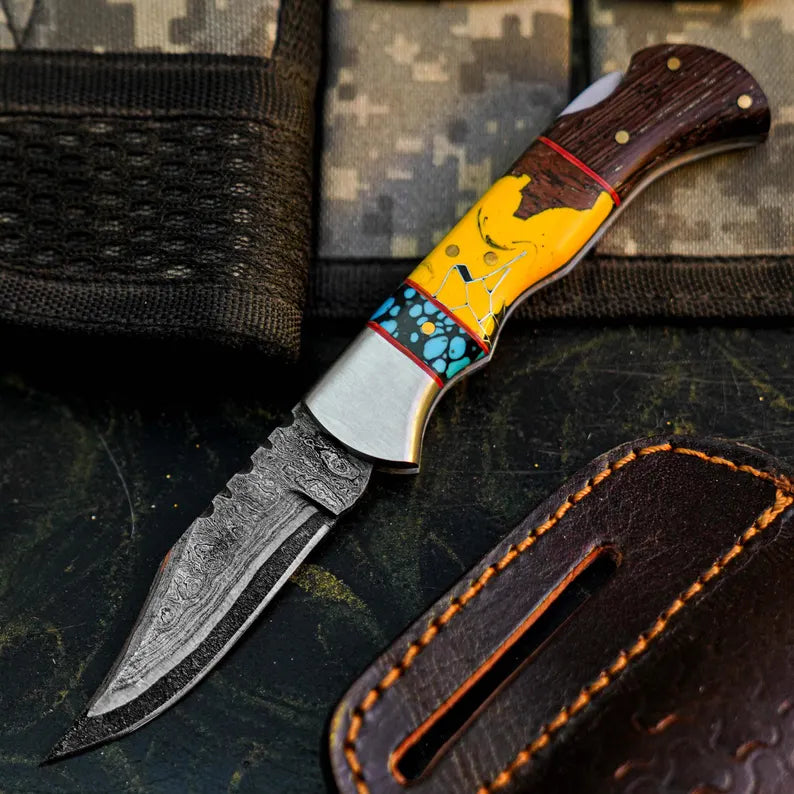 Damascus San Mai Hunting Knife with Wenge &amp; Resin Handle