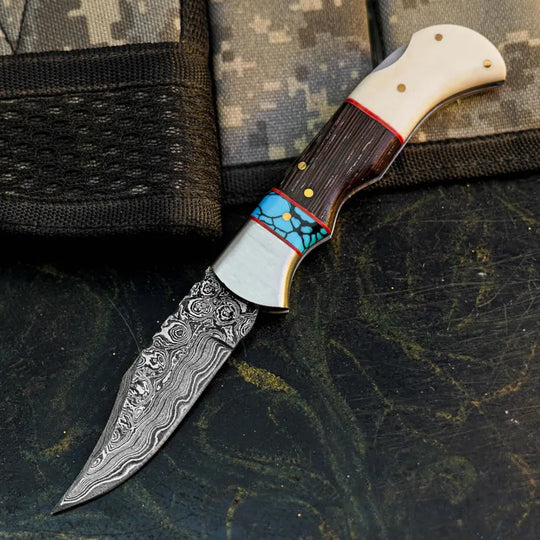 Damascus Hunting Pocket Knife with Camel Bone, Wenge &amp; Resin Handle