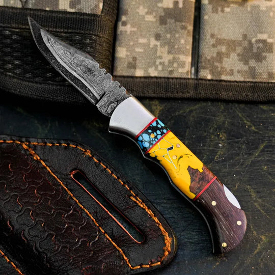 Damascus San Mai Hunting Knife with Wenge &amp; Resin Handle