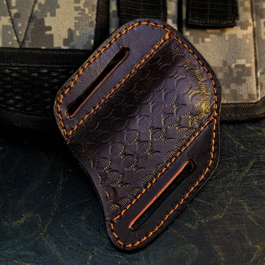 Damascus San Mai Hunting Knife with Resin Handle