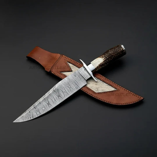 Hand-Forged Damascus Bowie Knife – Stag Horn Handle &amp; Steel Cross Guard